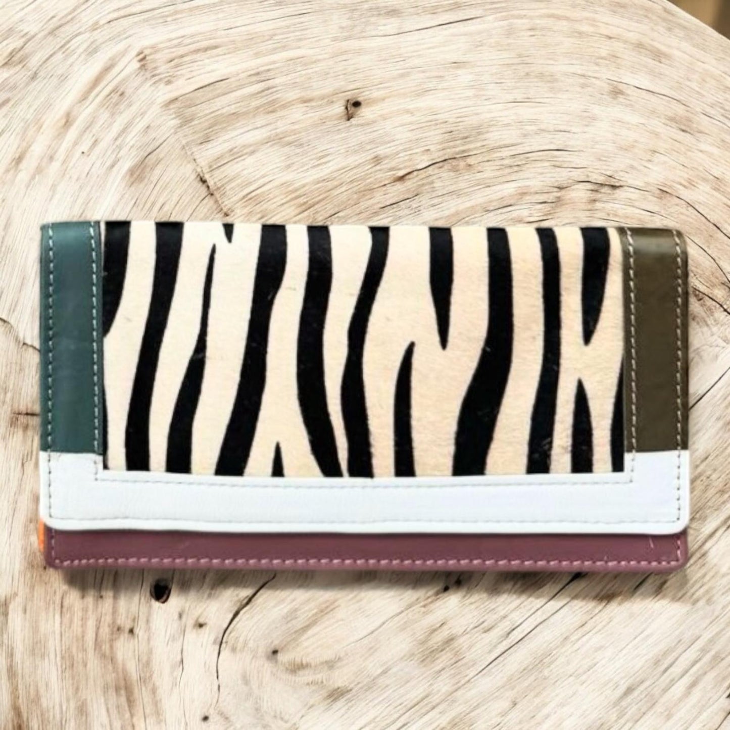 CARTERA PIEL Y PELO
