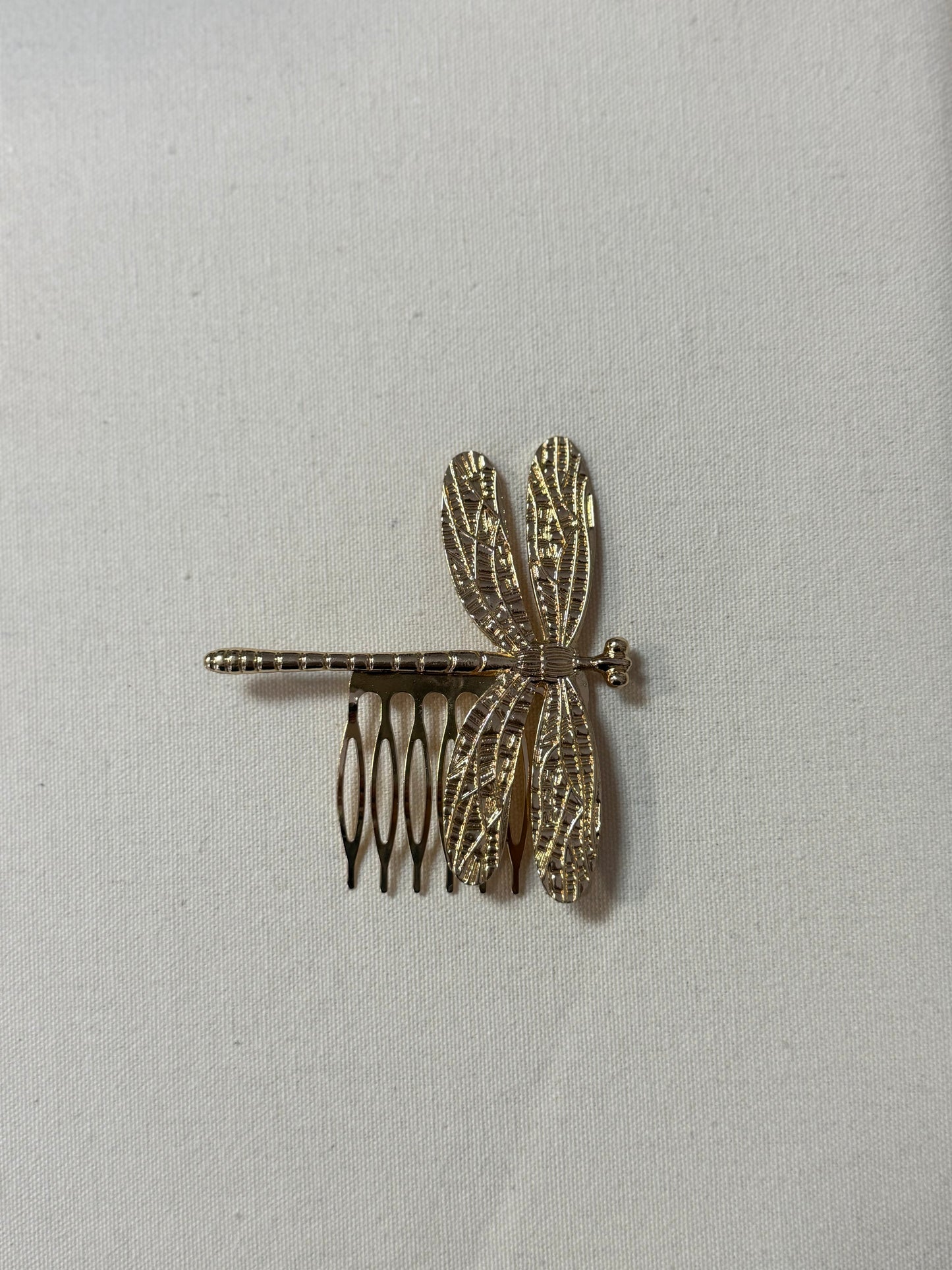 Peinecillo libélula grande