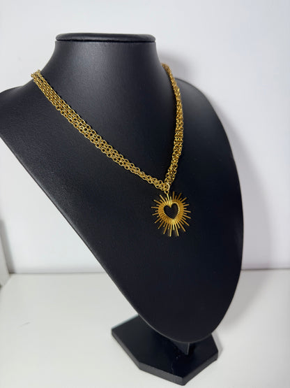 COLLAR TRIPLE CORAZÓN