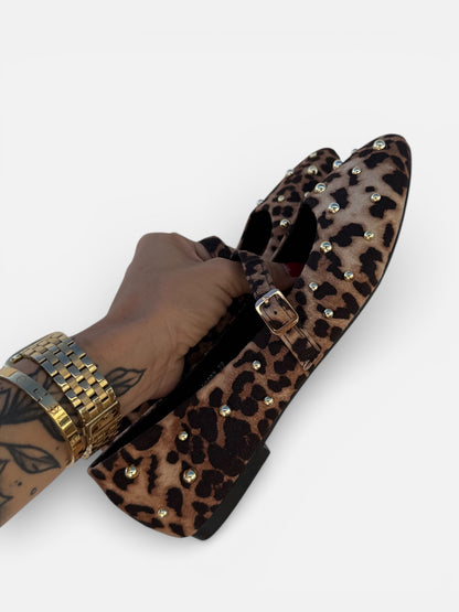 BAILARINAS LEO TACHAS