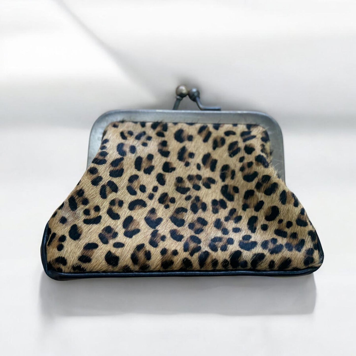 MONEDERO PIEL Y PELO GRANDE