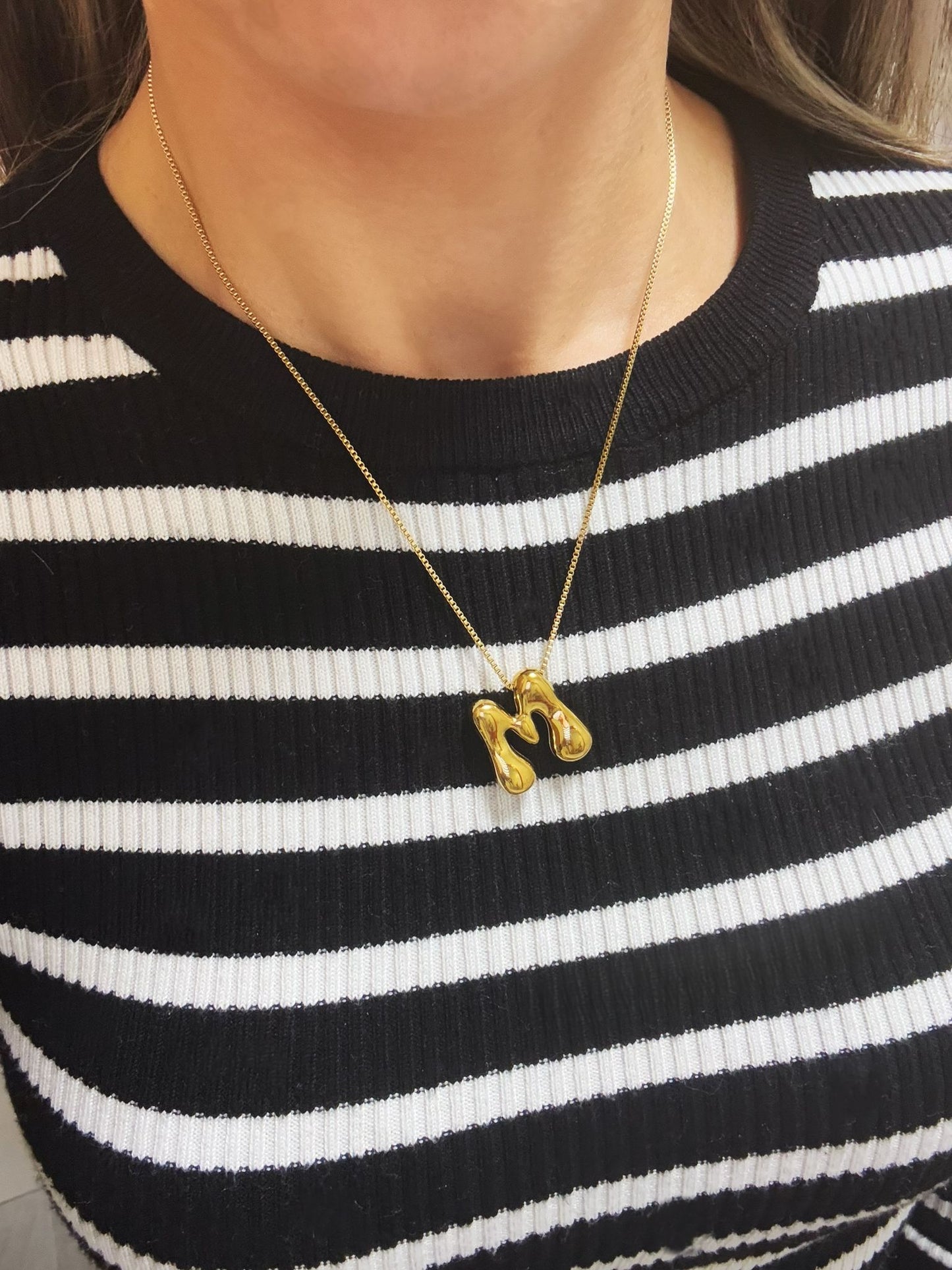 COLLAR INICIAL BUBBLE